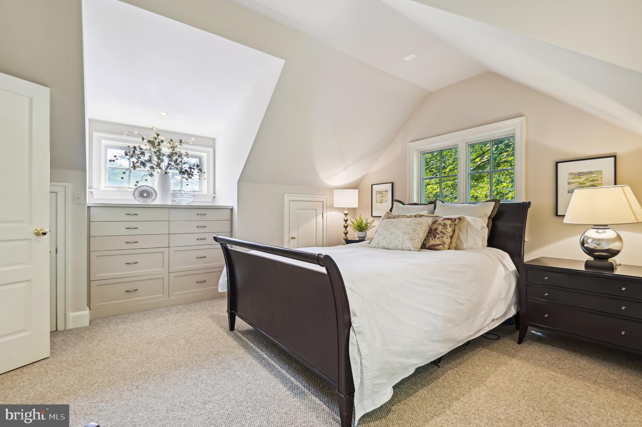 CAVES VALLEY - Residential