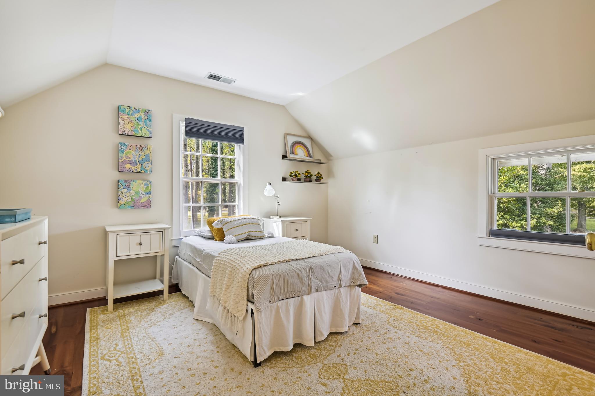 CAVES VALLEY - Residential