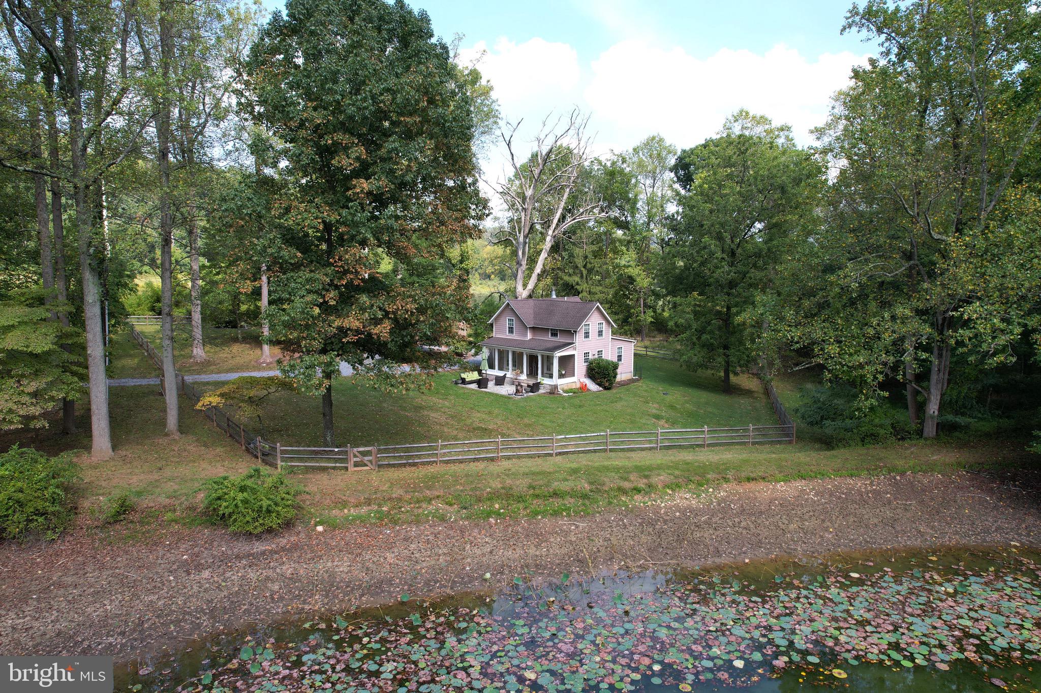 CAVES VALLEY - Residential