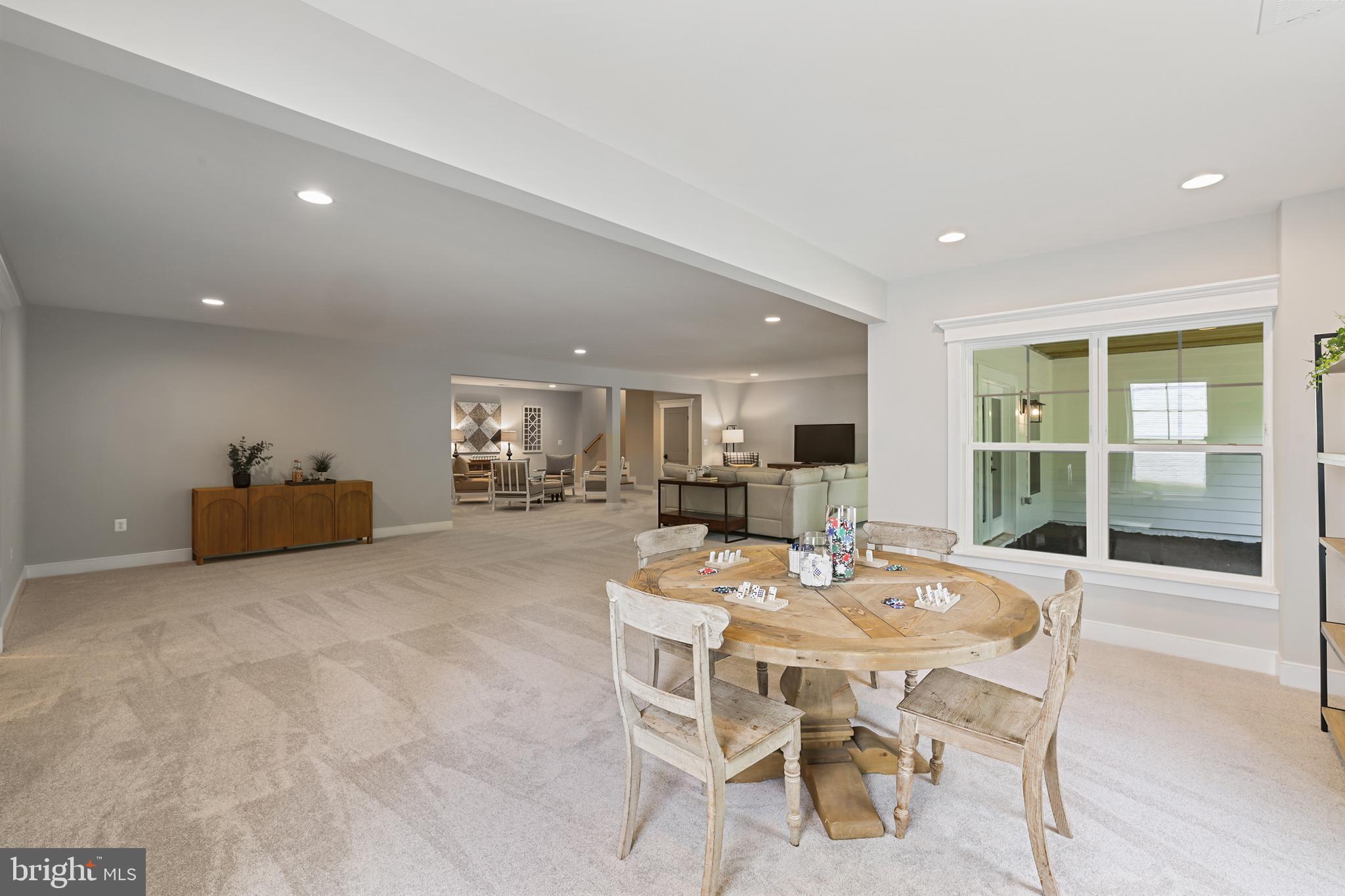 BRADDOCK WOODS - Residential