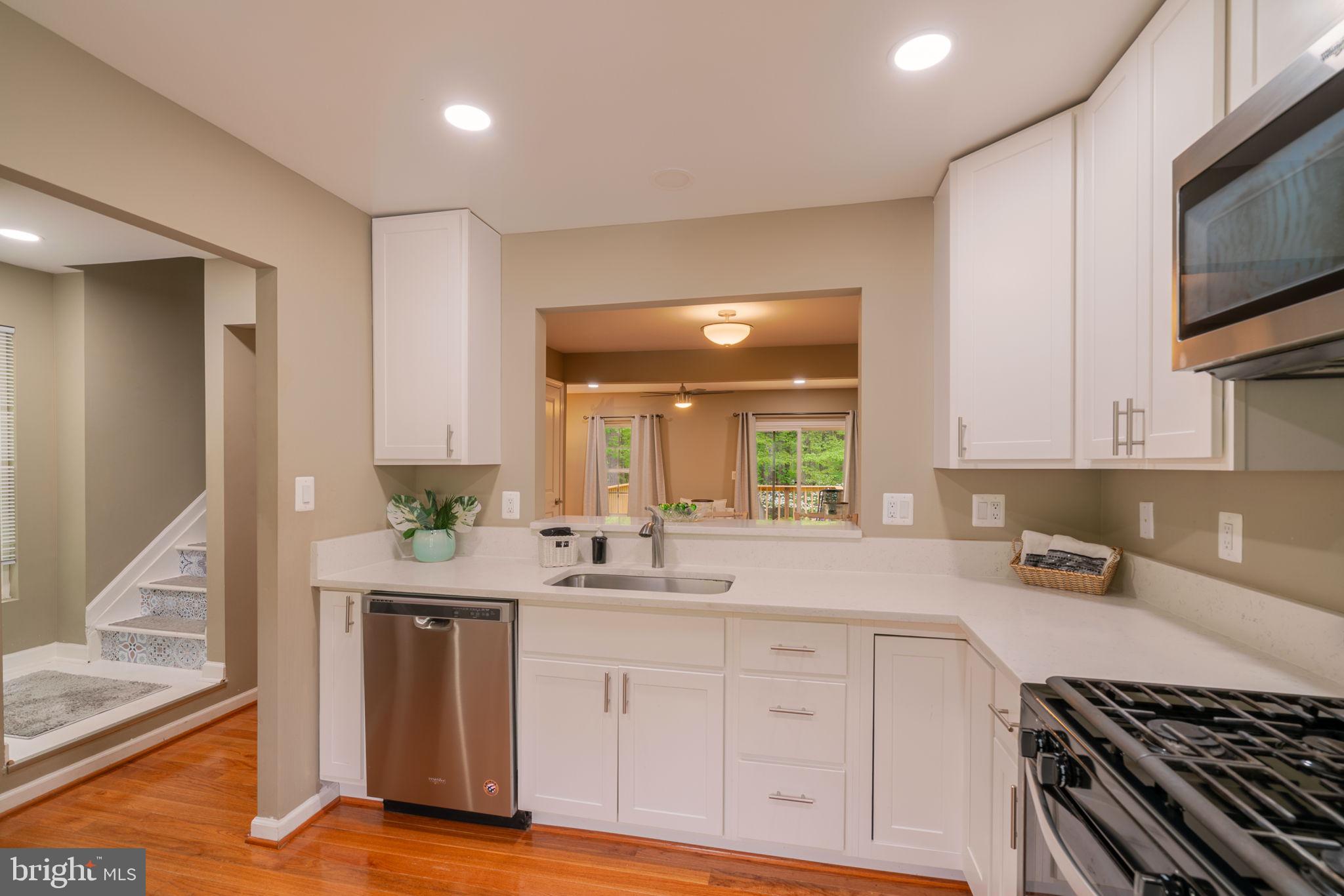 BONIFANT WOODS - Residential