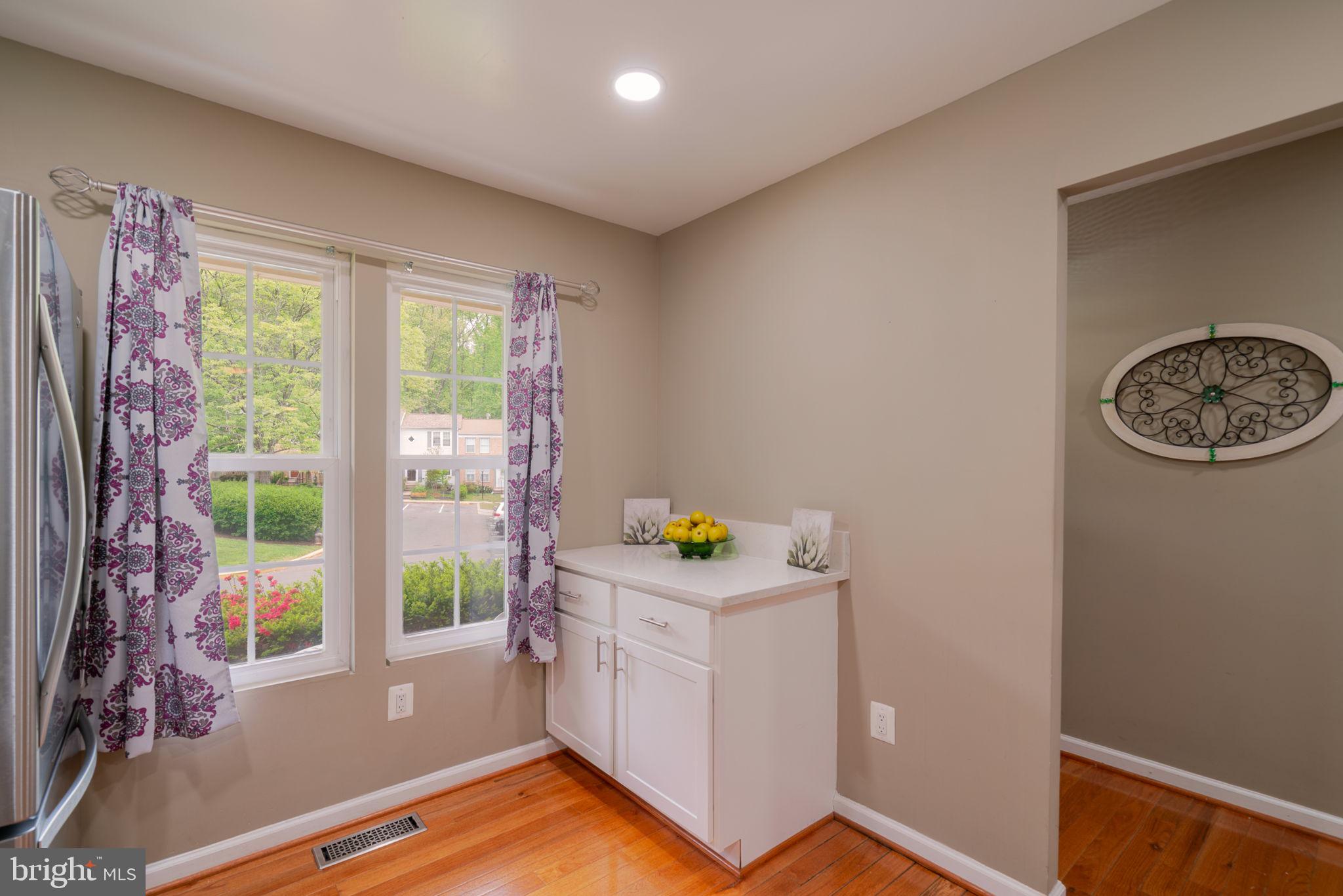 BONIFANT WOODS - Residential