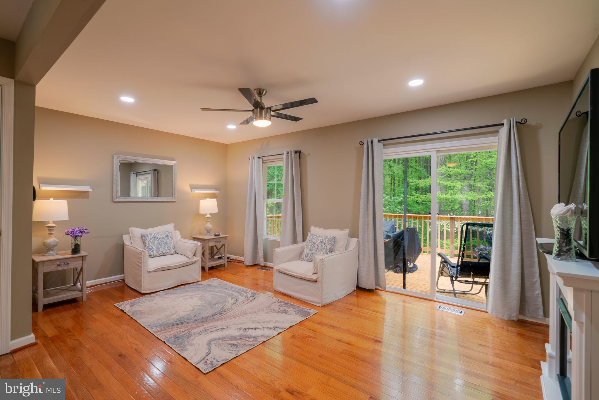 BONIFANT WOODS - Residential