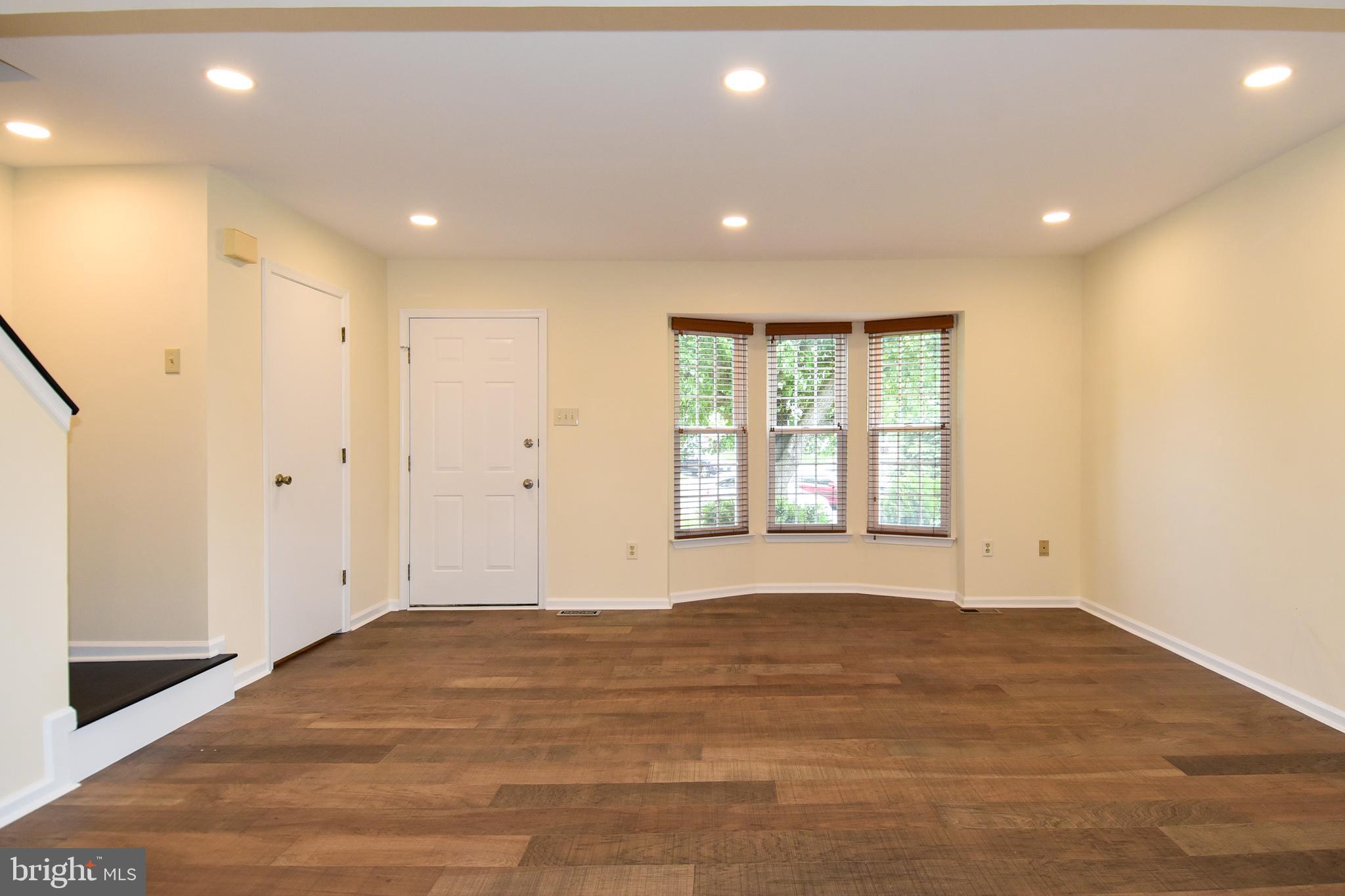 ROBIN MEADOWS - Residential Lease