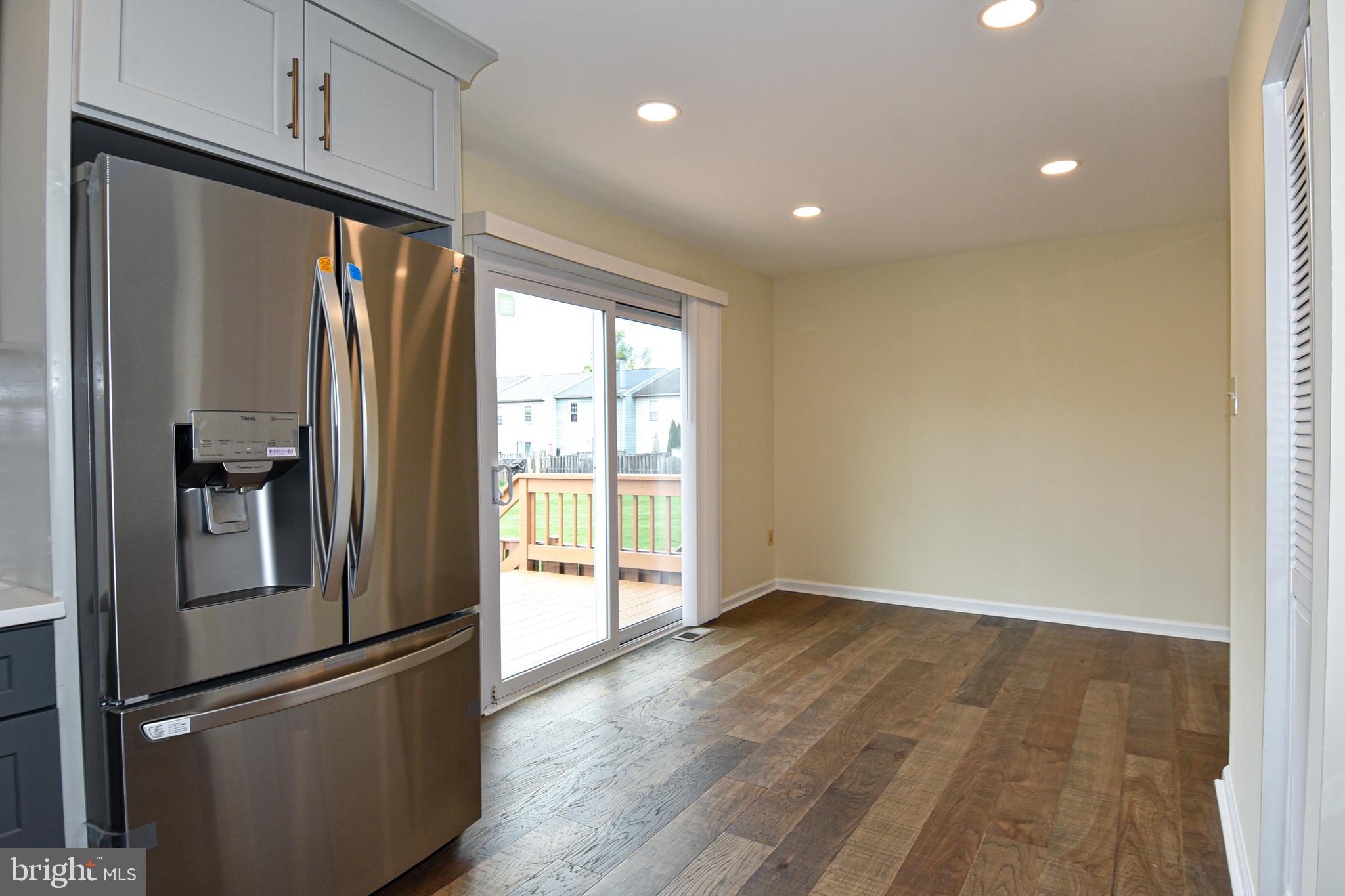 ROBIN MEADOWS - Residential Lease