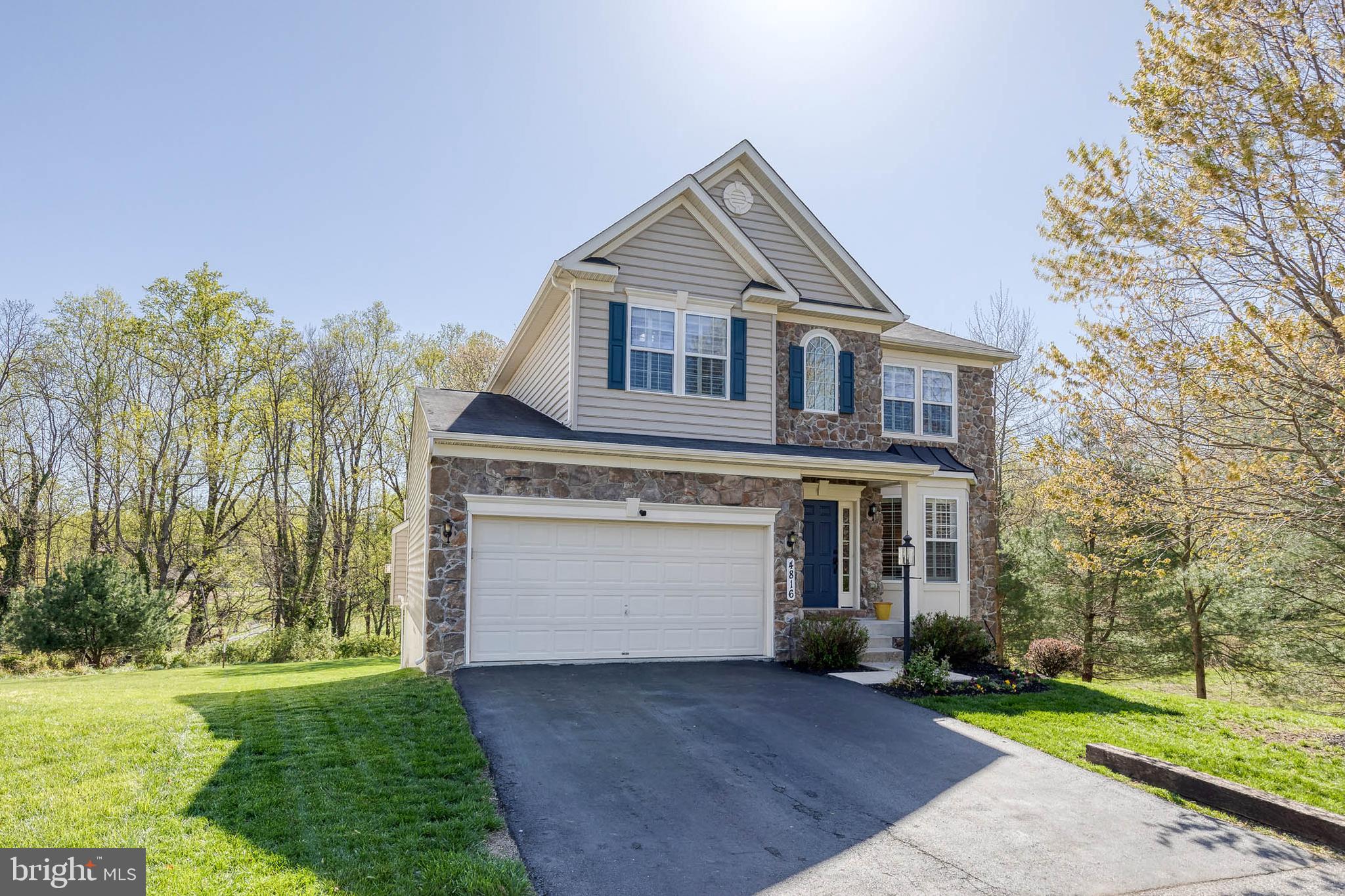 CASCADE OVERLOOK - Residential