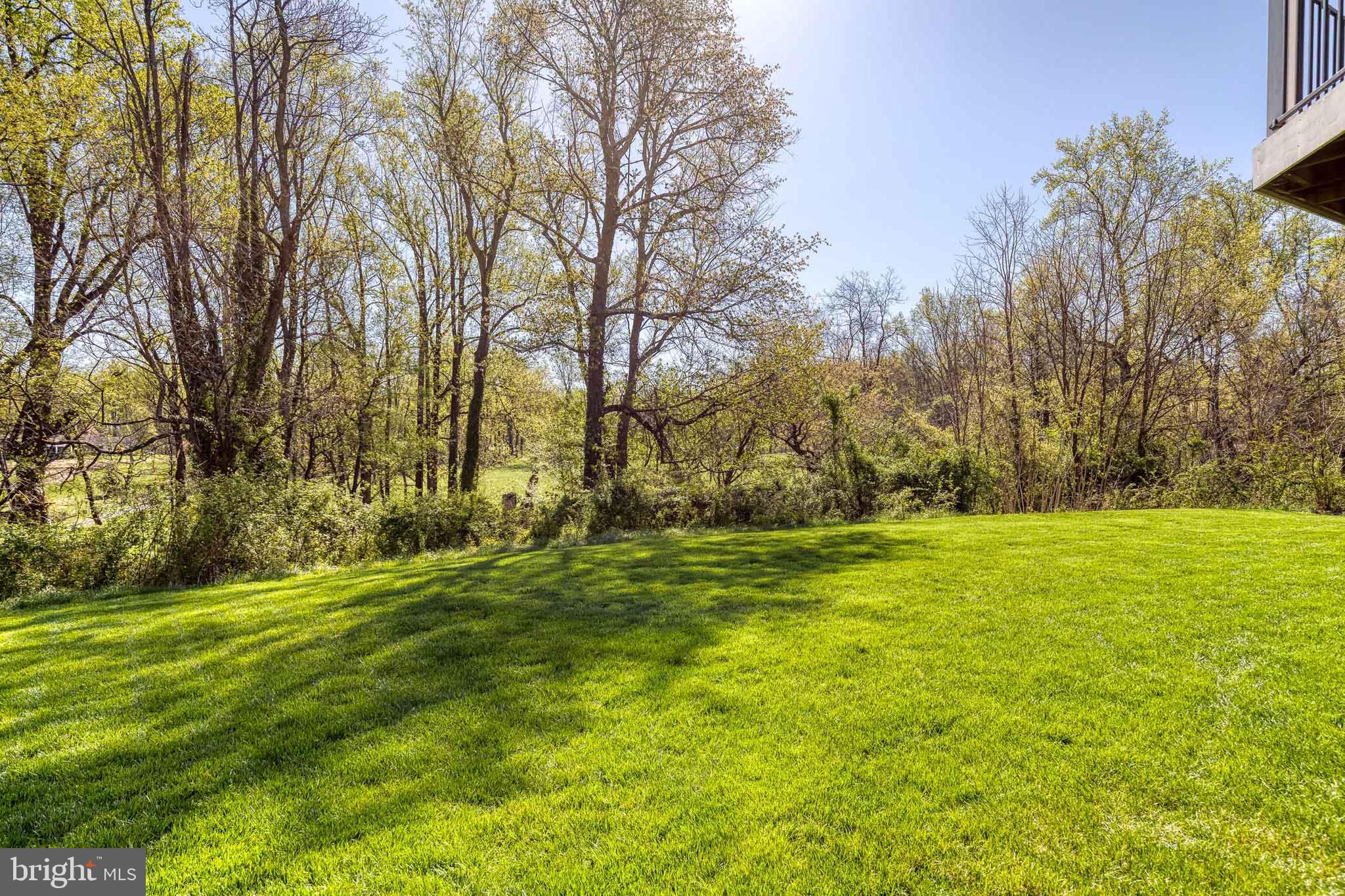 CASCADE OVERLOOK - Residential