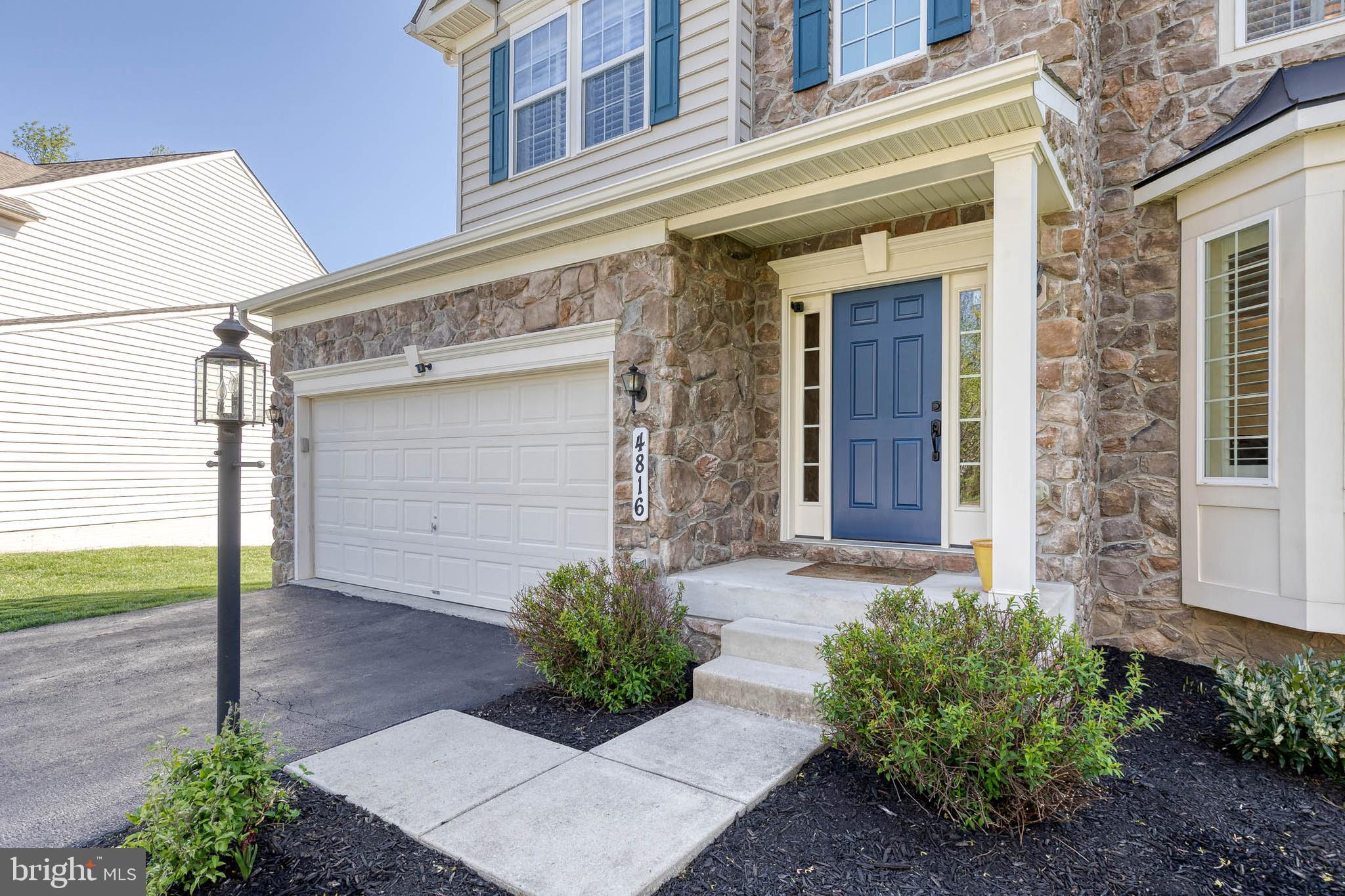 CASCADE OVERLOOK - Residential