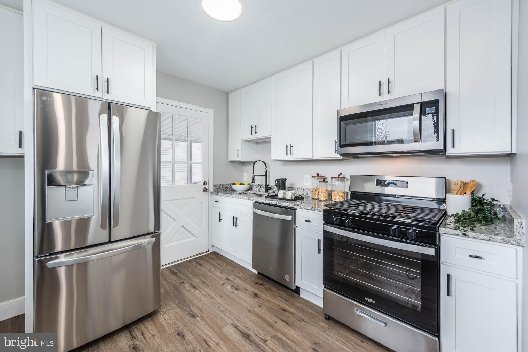 MURRAY POINT - Residential