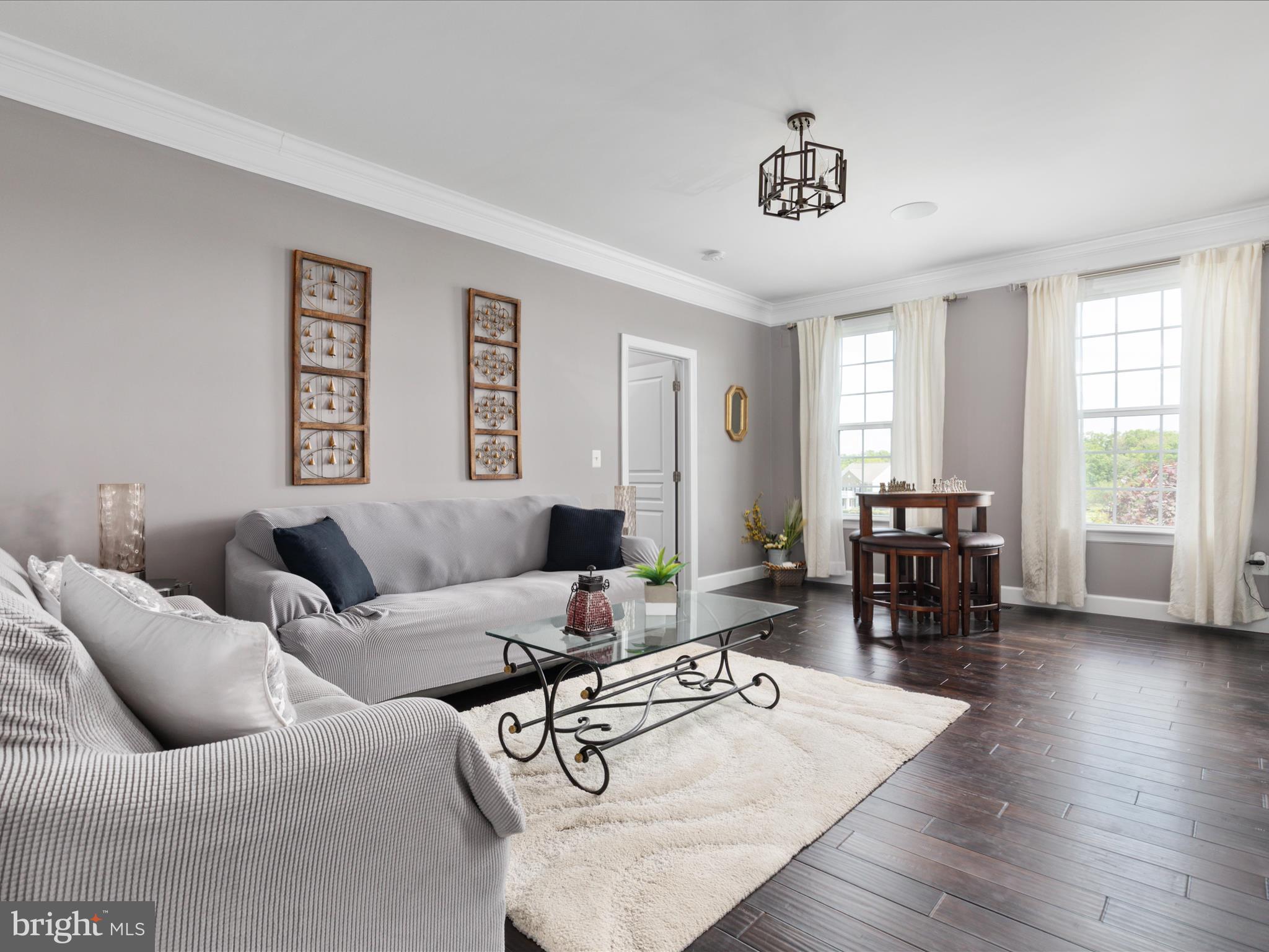 HUNTLEIGH AT CREIGHTON FARMS - Residential