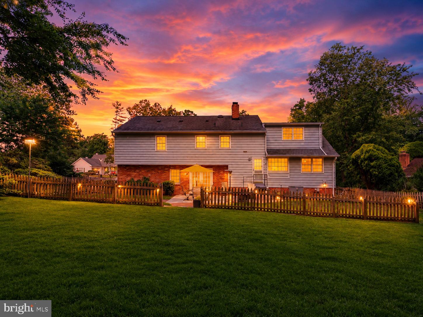 CAMELOT - Residential