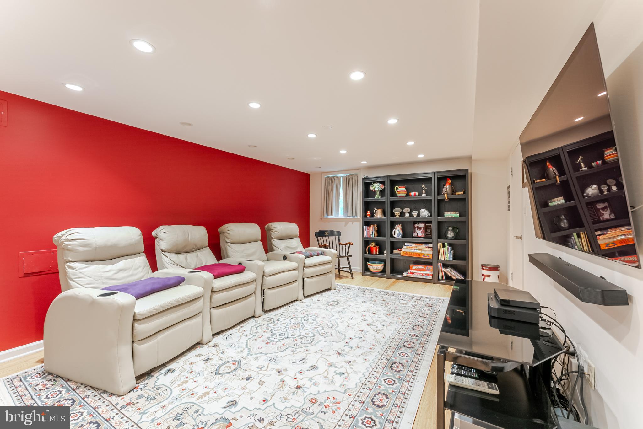 CAMELOT - Residential
