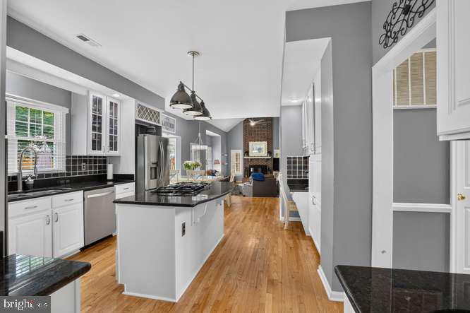 BARRINGTON - Residential