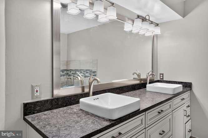 BARRINGTON - Residential