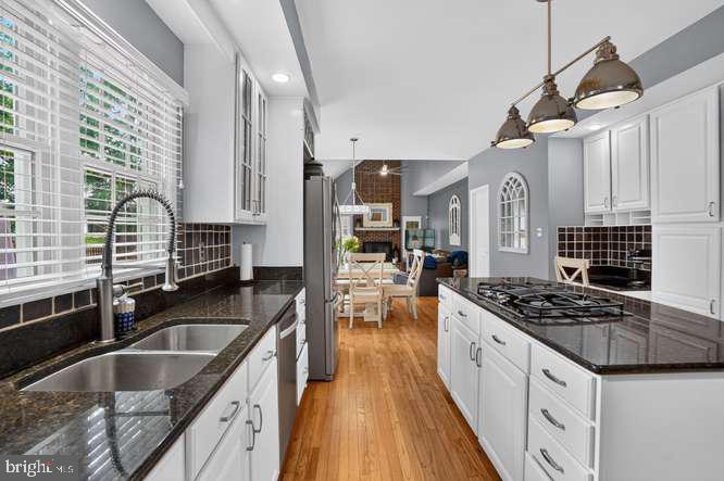 BARRINGTON - Residential