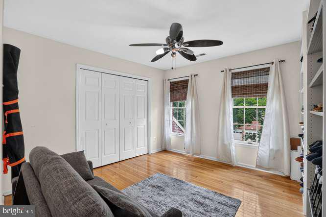 BARRINGTON - Residential