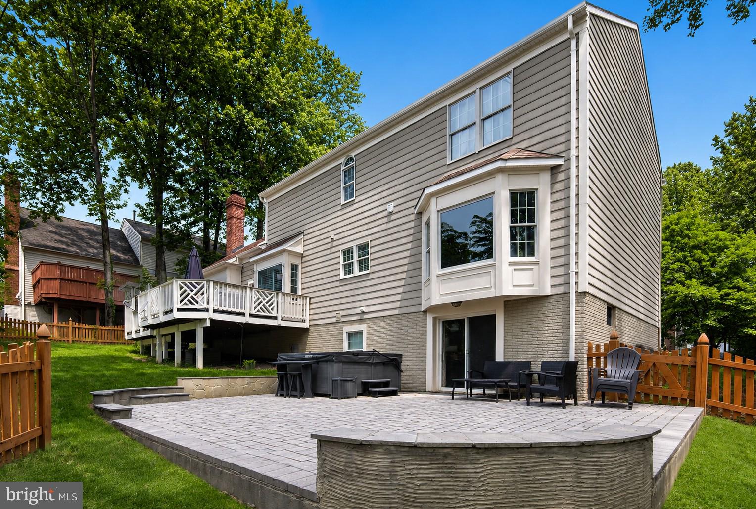 BARRINGTON - Residential