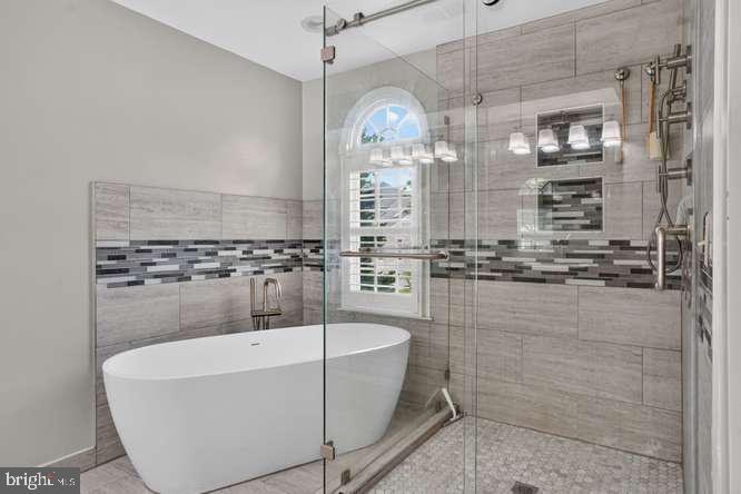 BARRINGTON - Residential