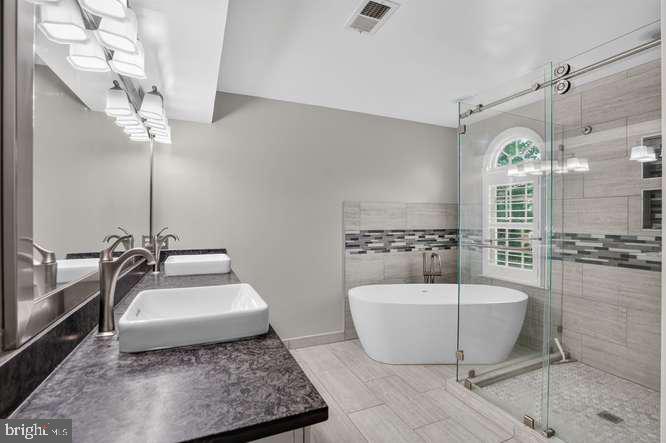 BARRINGTON - Residential