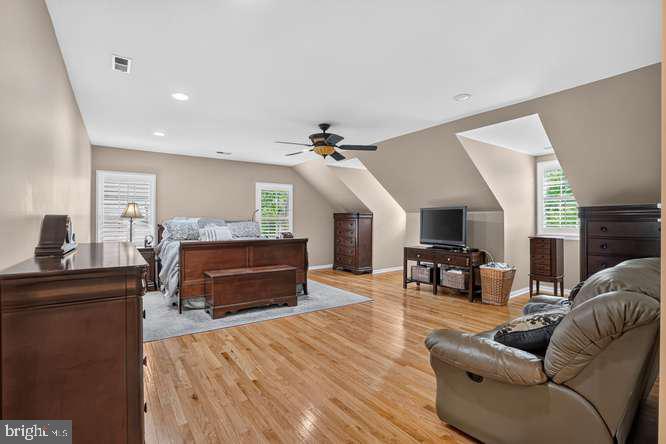 BARRINGTON - Residential