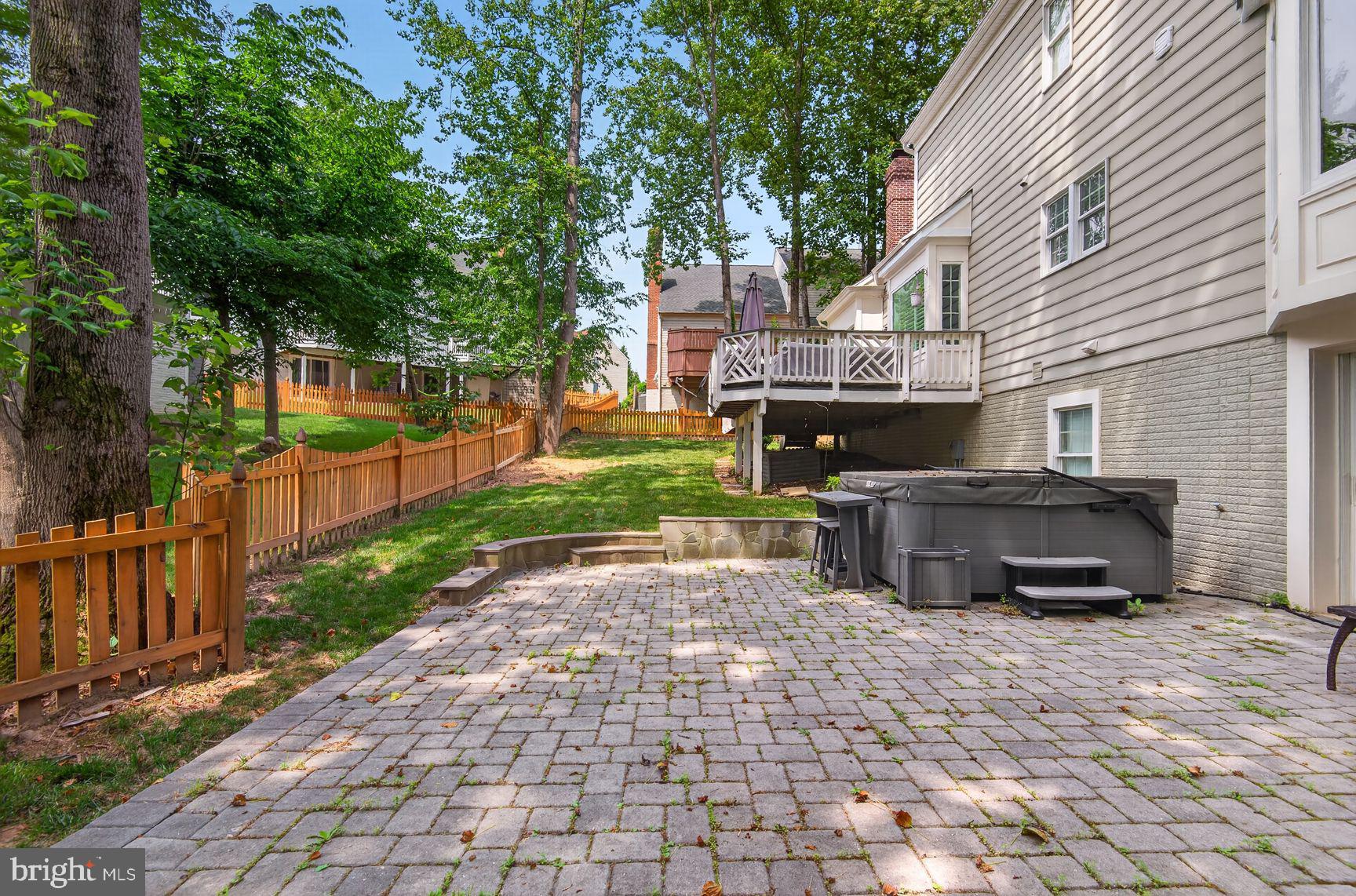 BARRINGTON - Residential