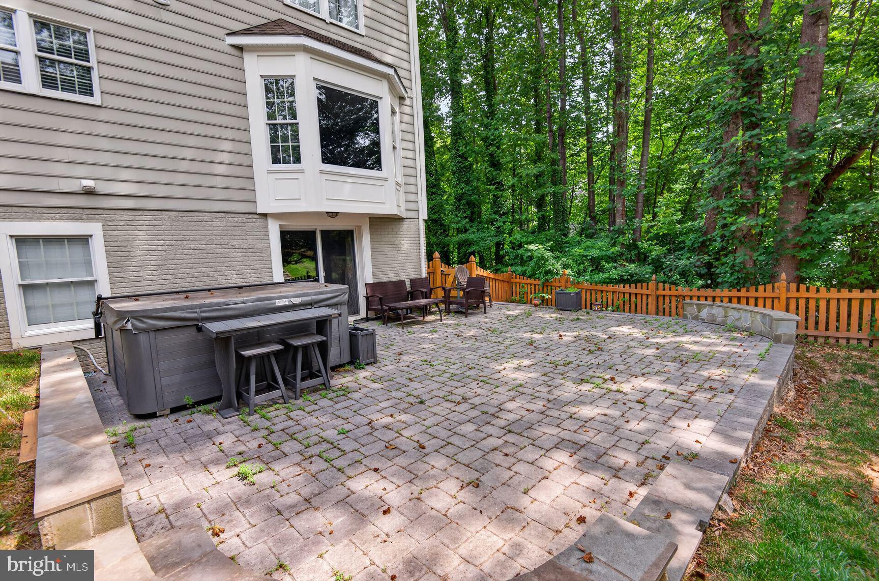 BARRINGTON - Residential