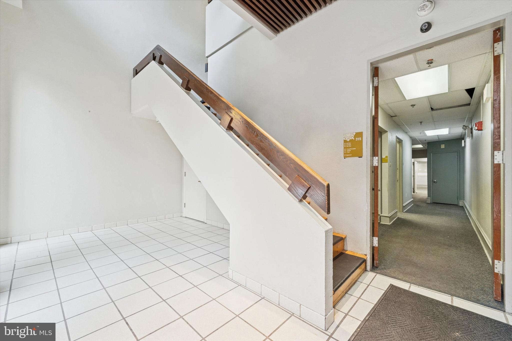 RITTENHOUSE SQUARE - Residential Income