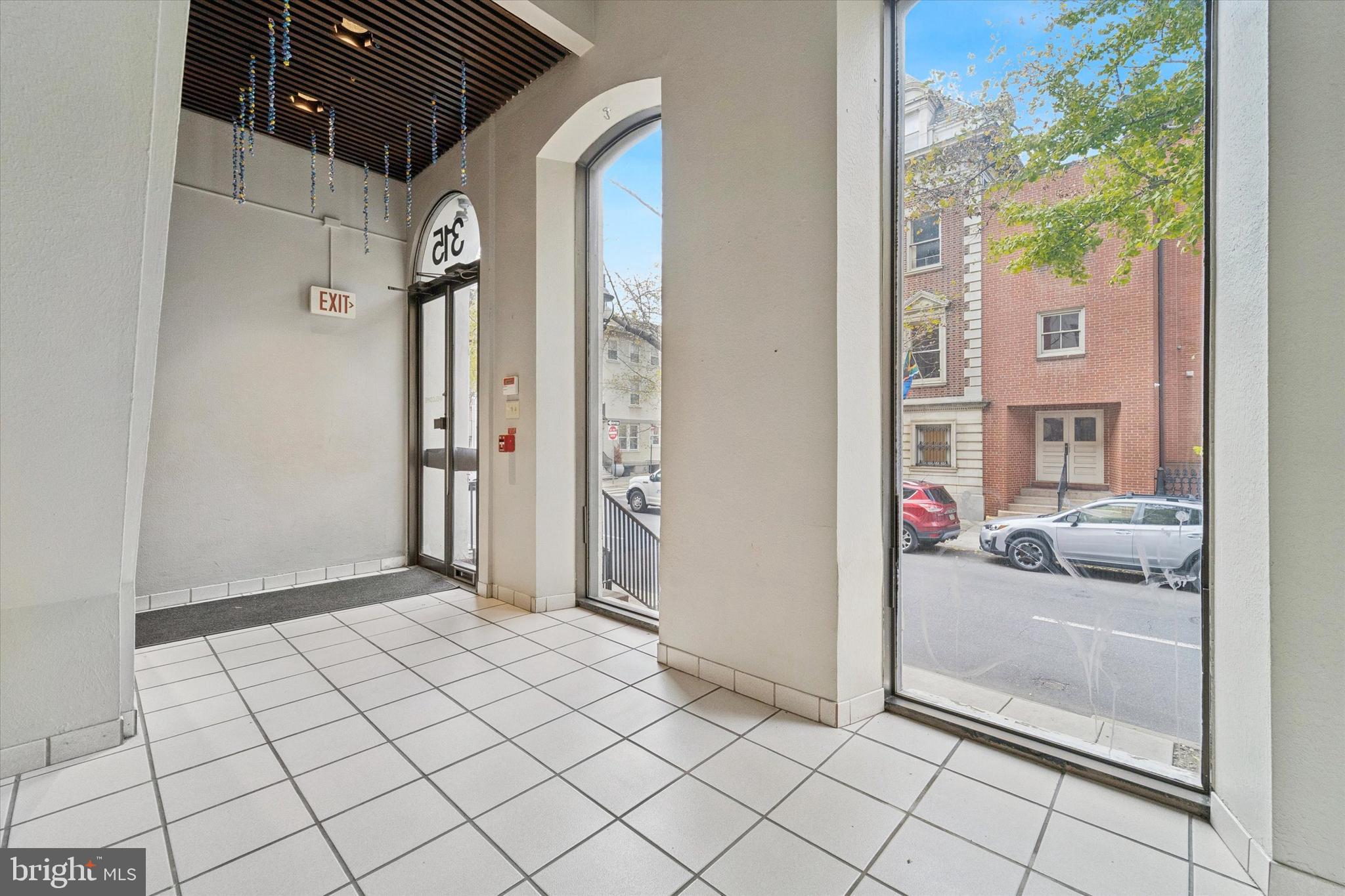 RITTENHOUSE SQUARE - Residential Income