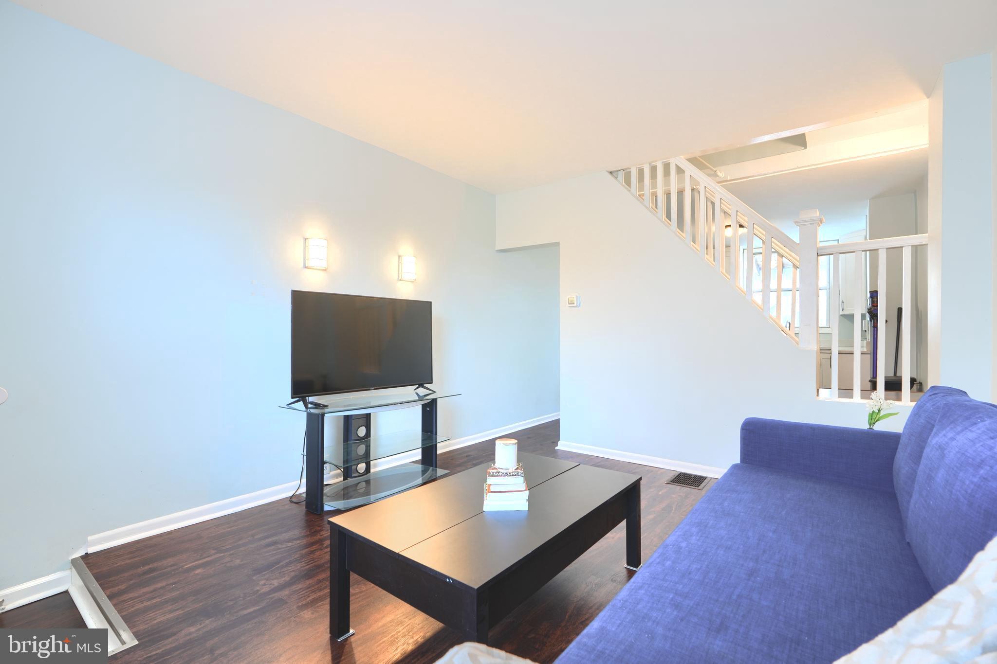 HIGHLANDTOWN - Residential