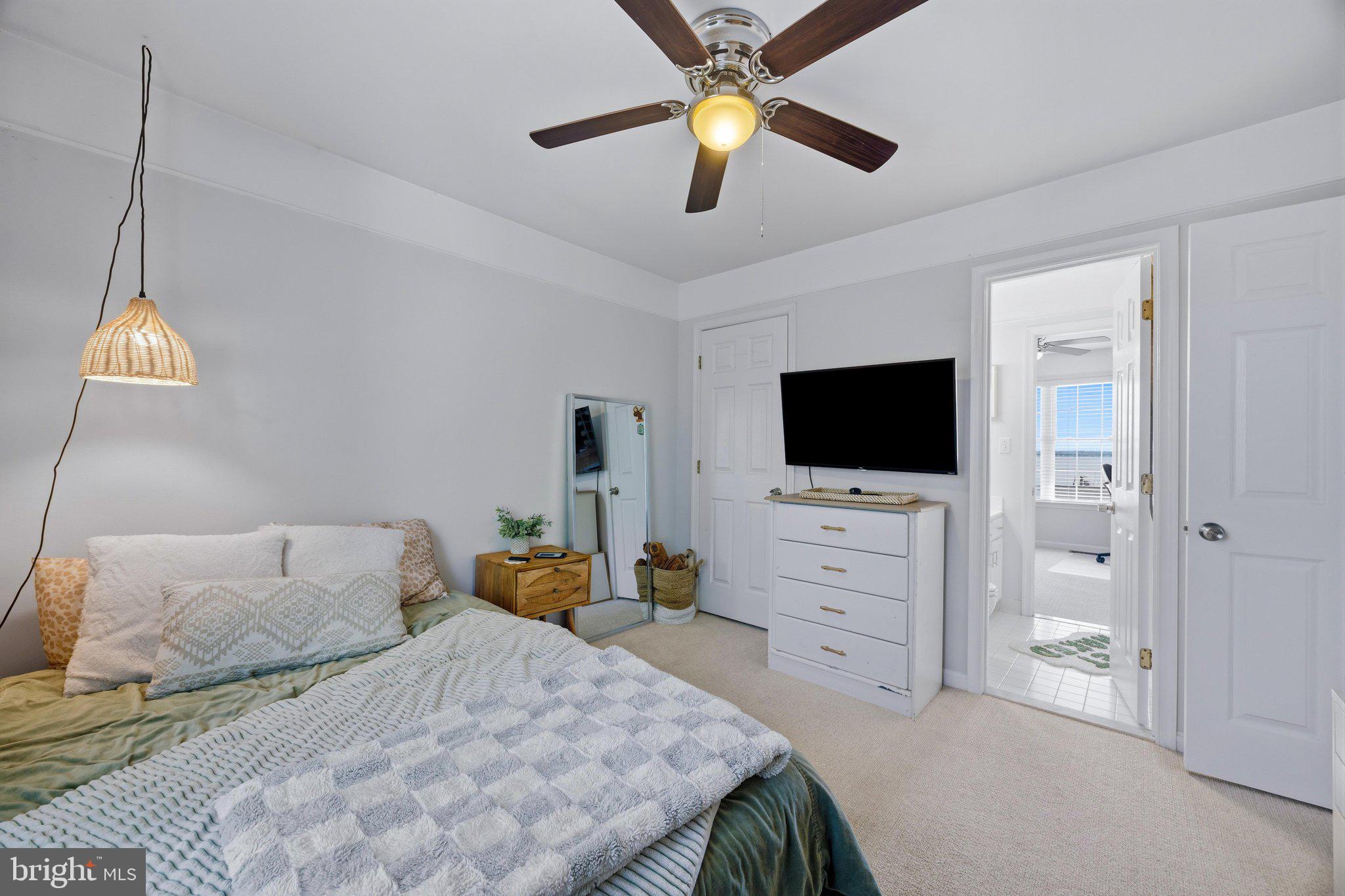 LONG POINT - Residential