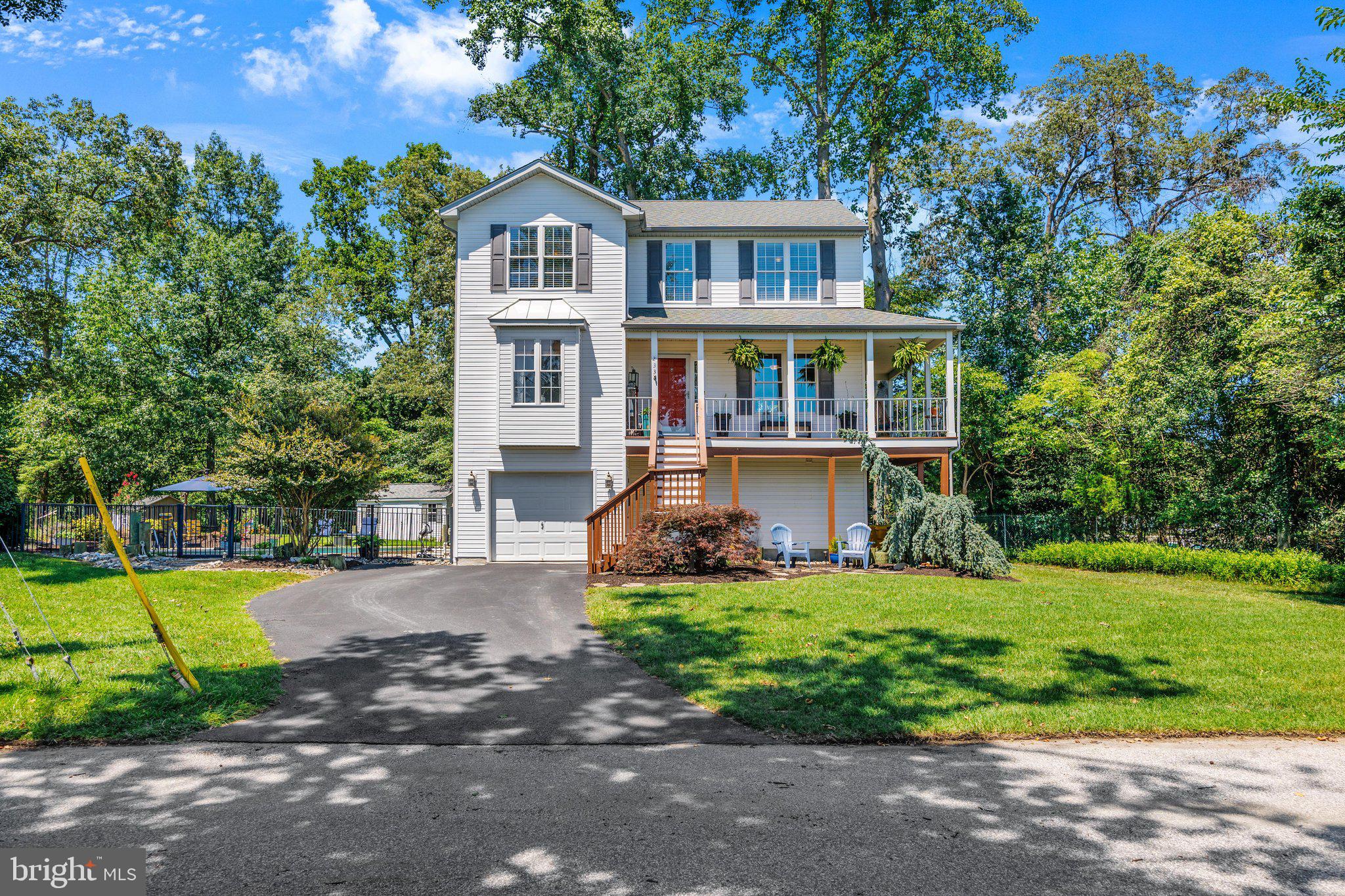 LONG POINT - Residential
