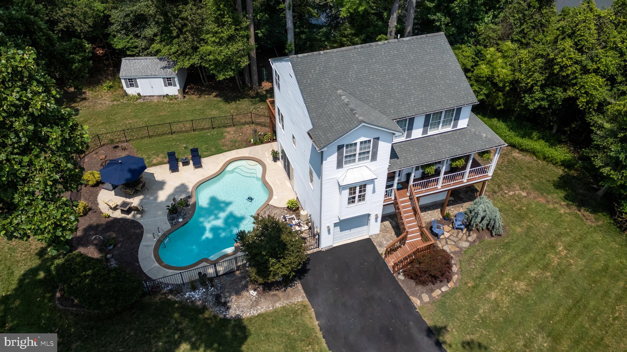 LONG POINT - Residential