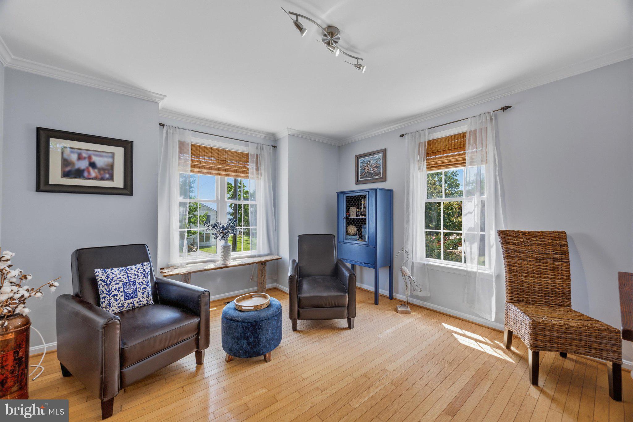 LONG POINT - Residential