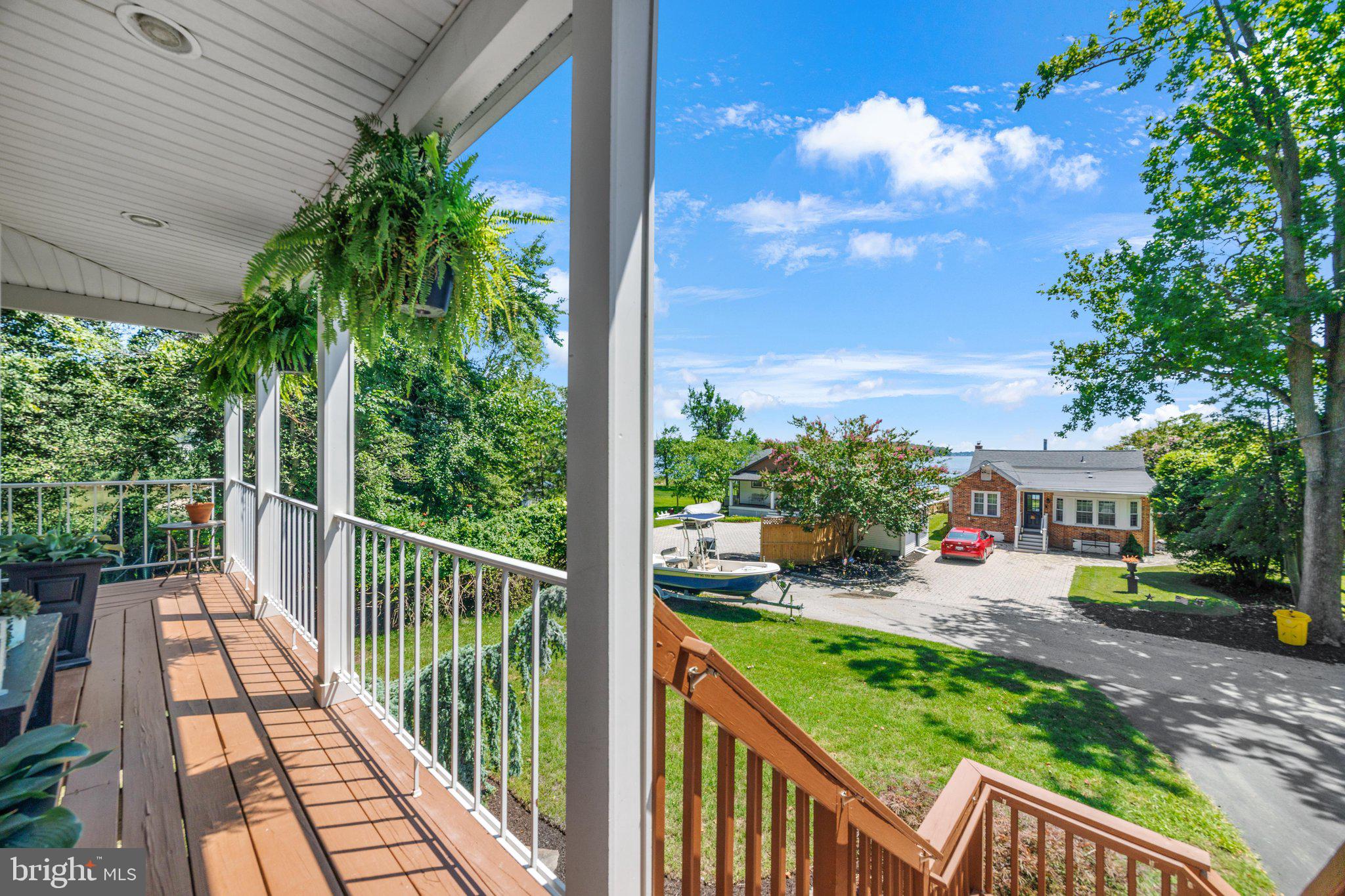 LONG POINT - Residential