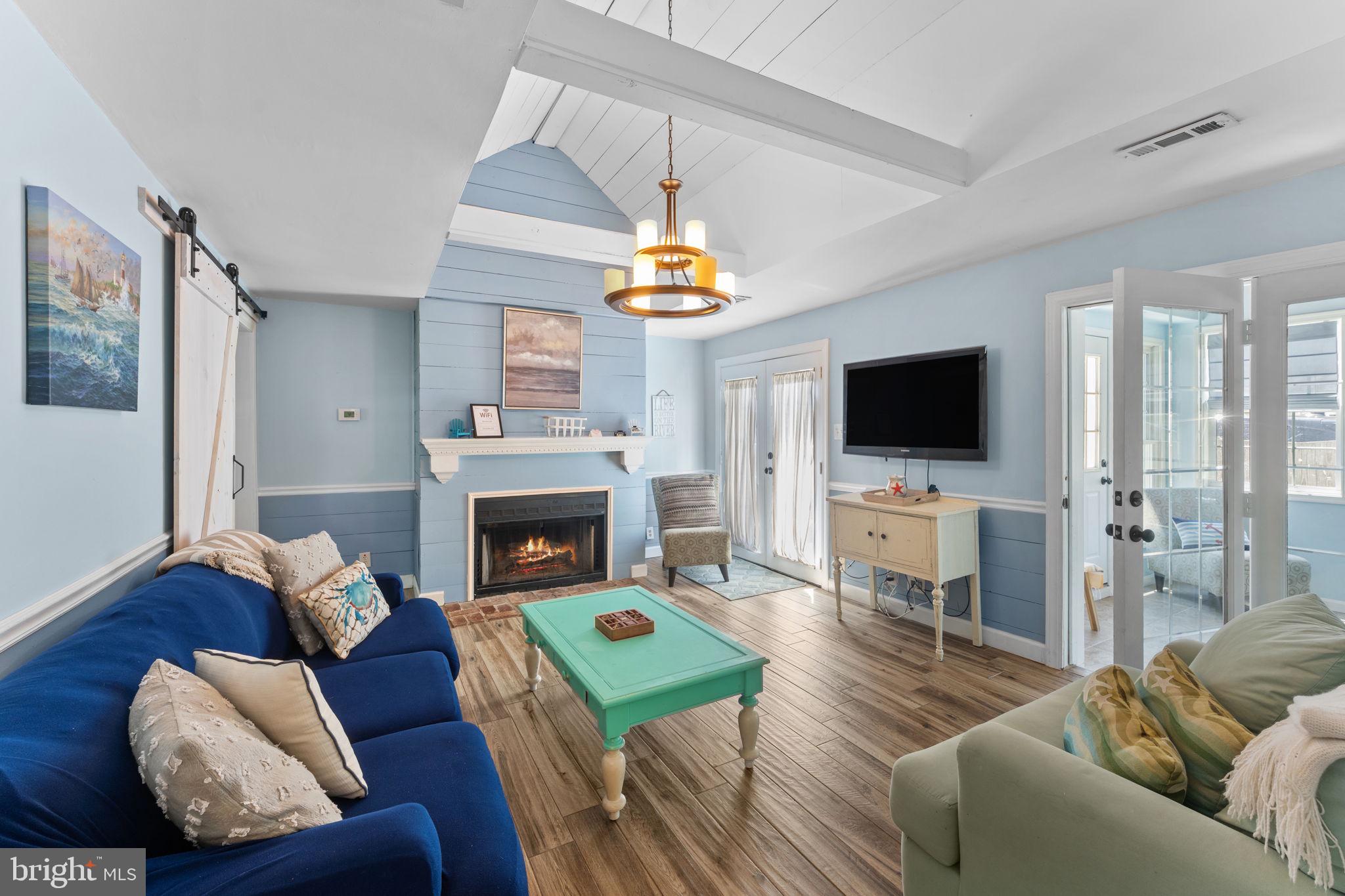 THE POINT - Residential