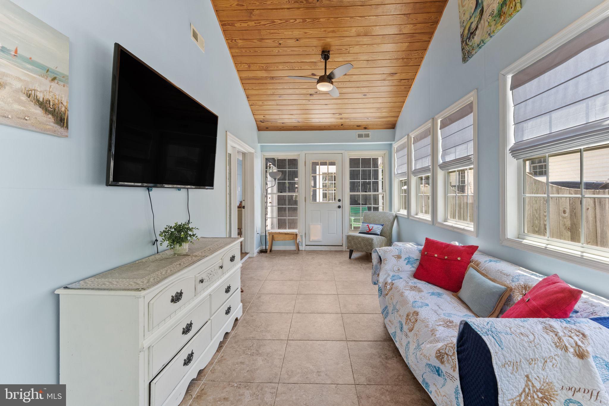 THE POINT - Residential