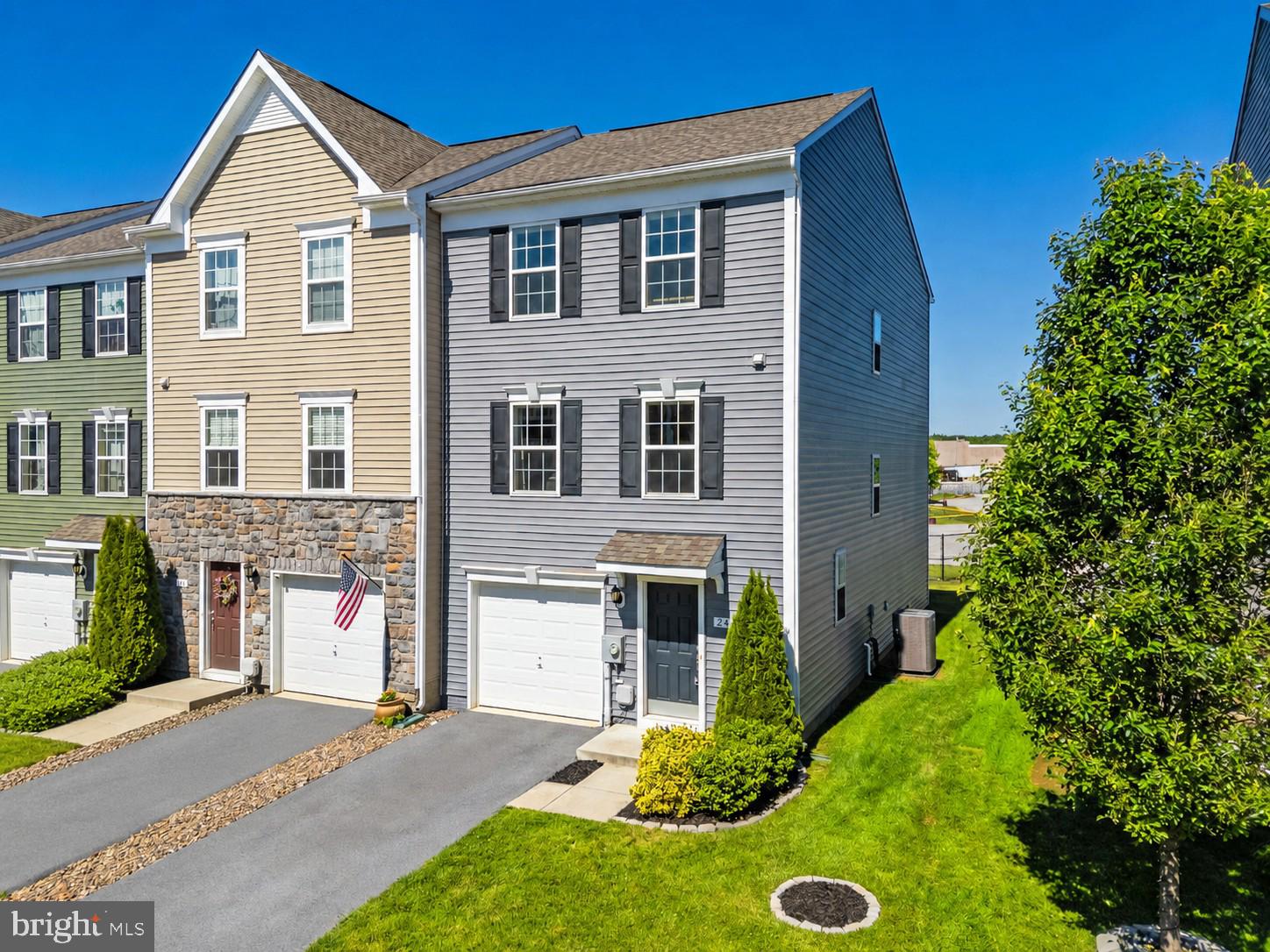BRIAR RUN - Residential