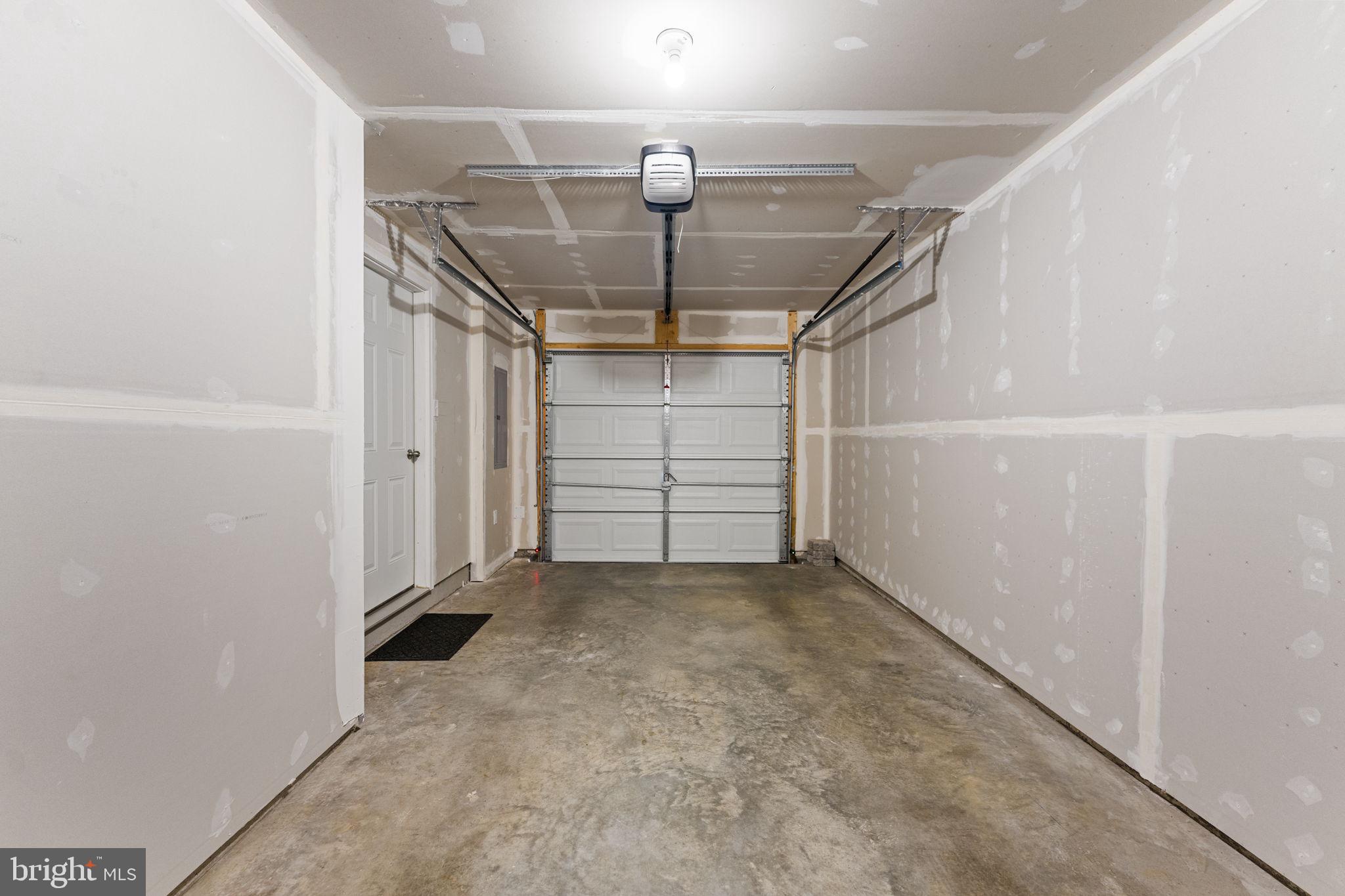 BRIAR RUN - Residential