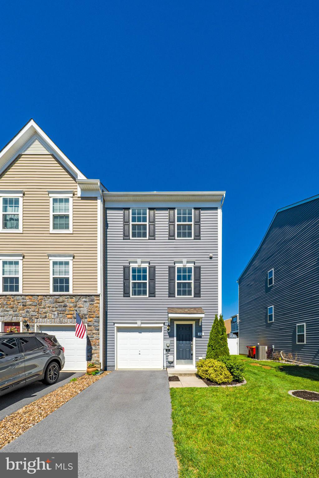 BRIAR RUN - Residential