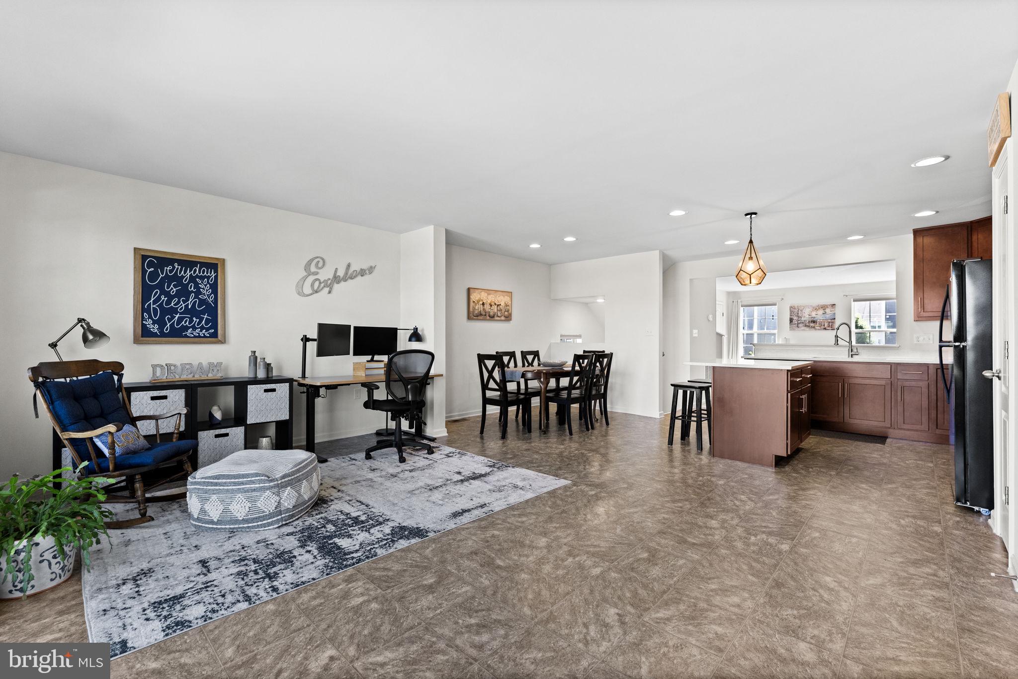 BRIAR RUN - Residential