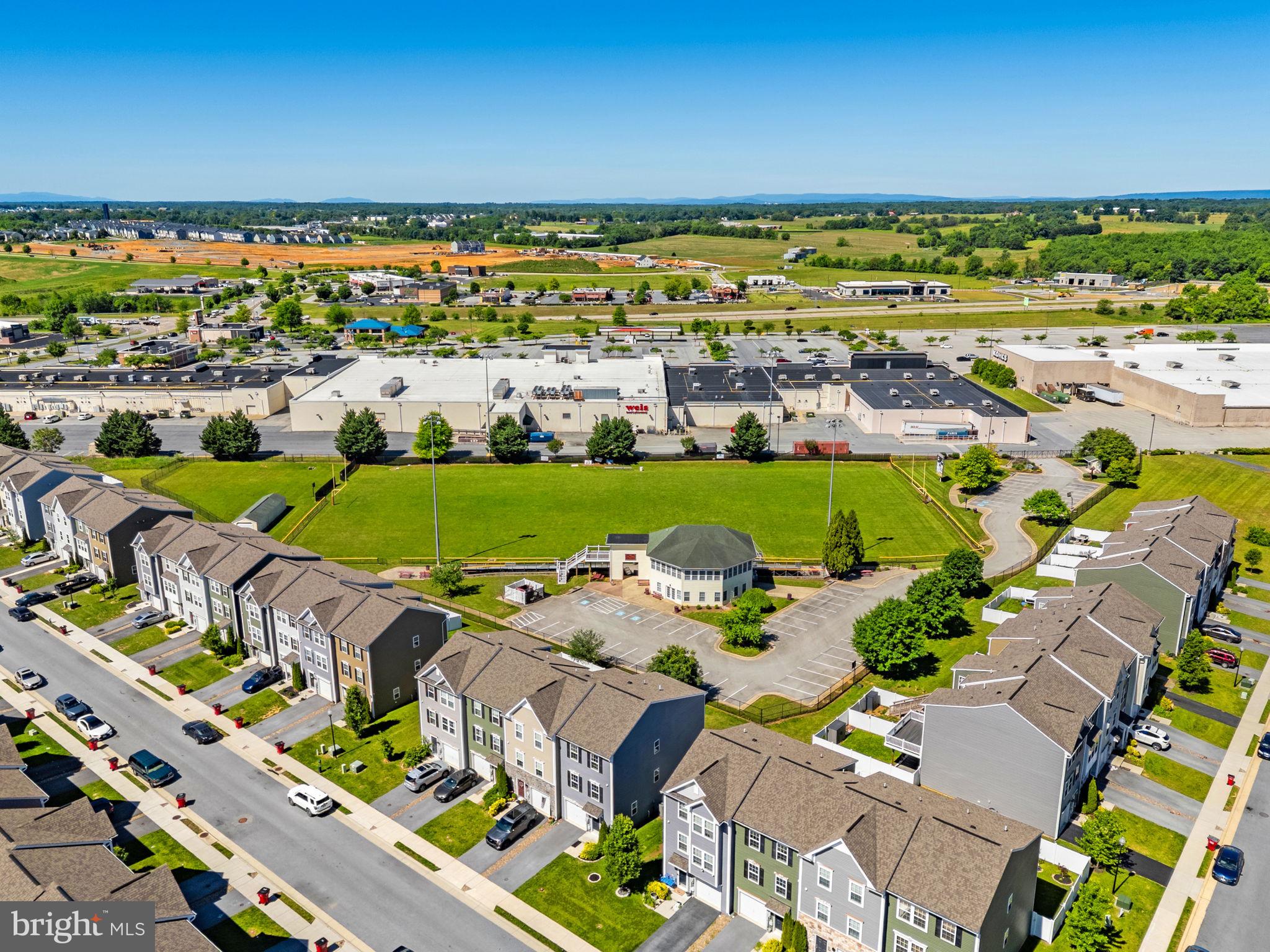 BRIAR RUN - Residential