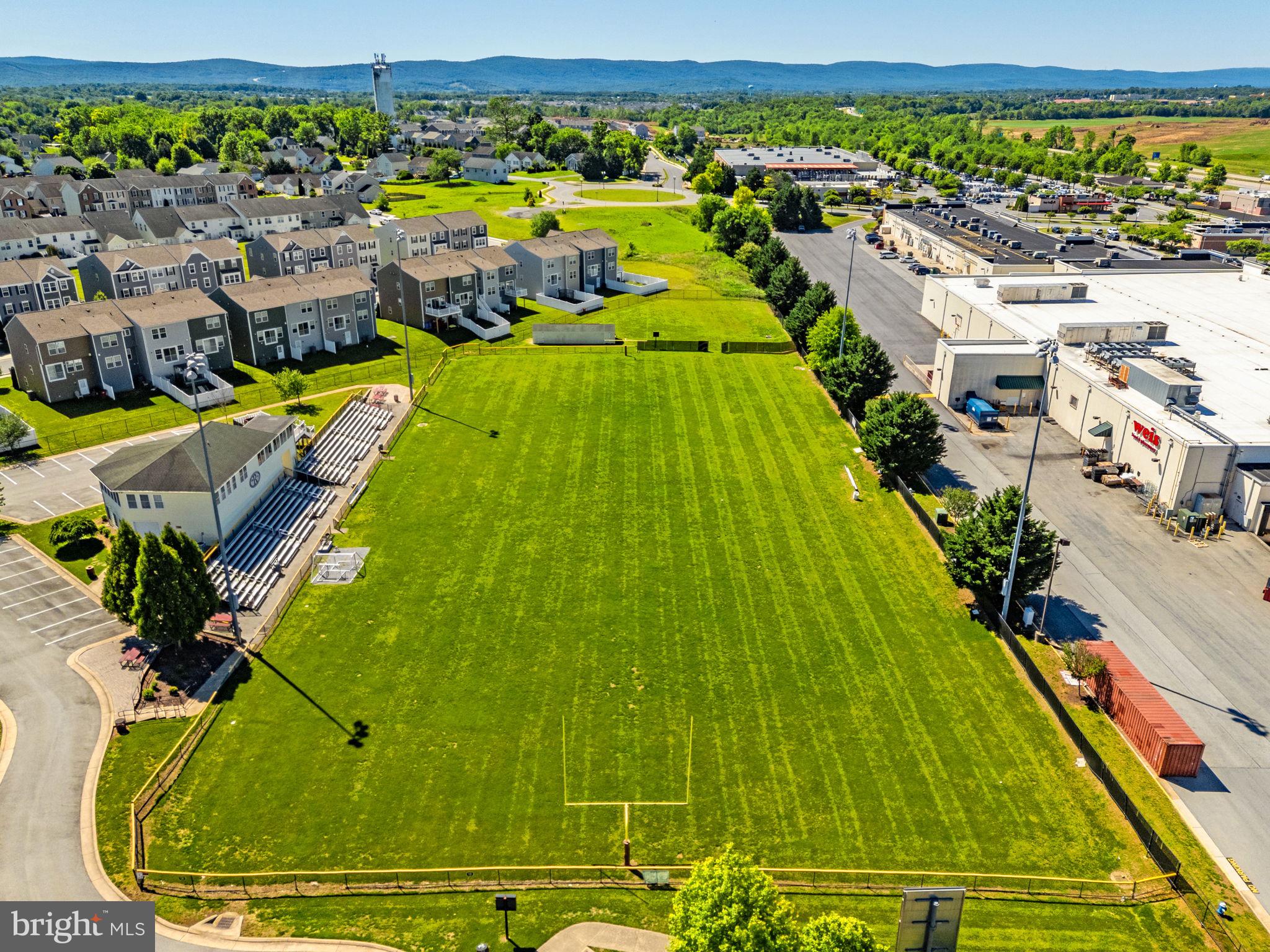 BRIAR RUN - Residential