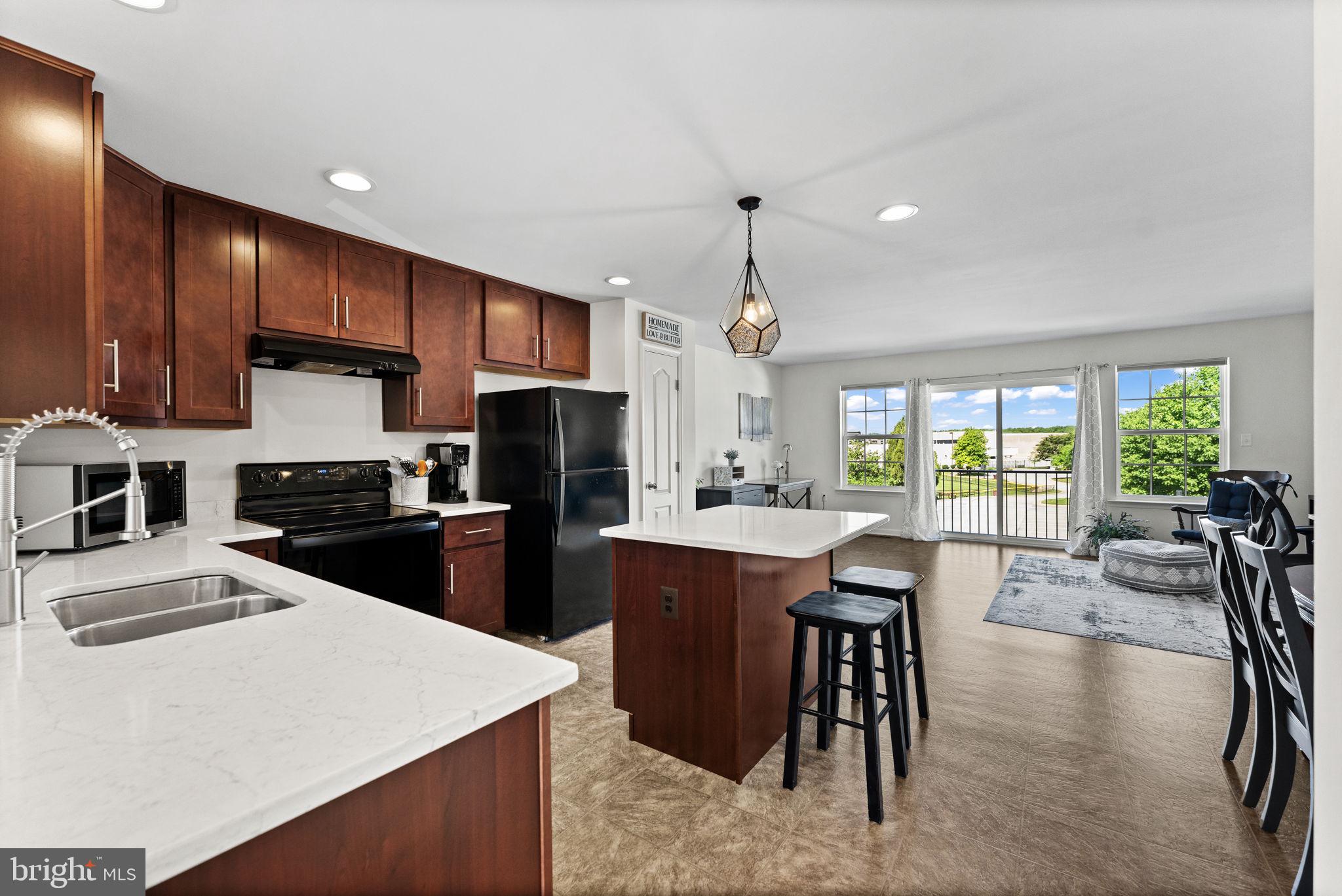 BRIAR RUN - Residential