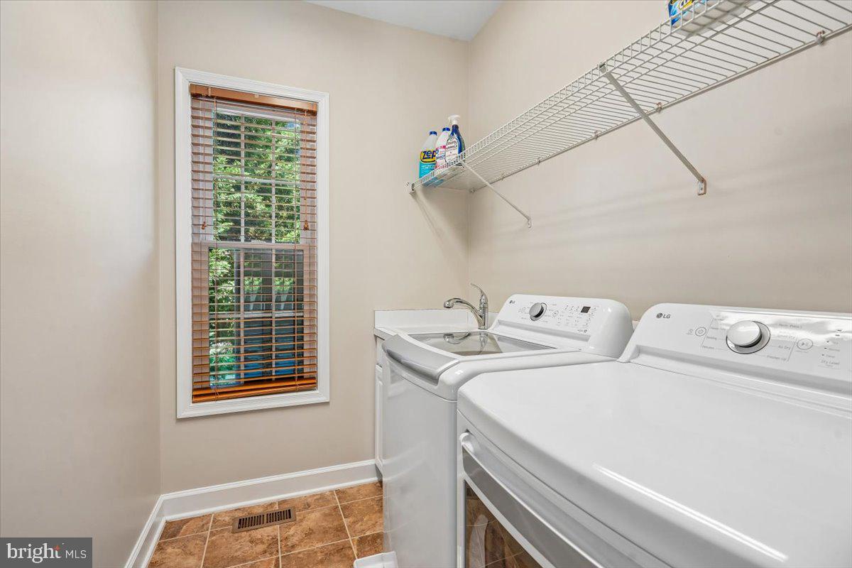 RED CEDAR MIDDLE VILLAGE - Residential