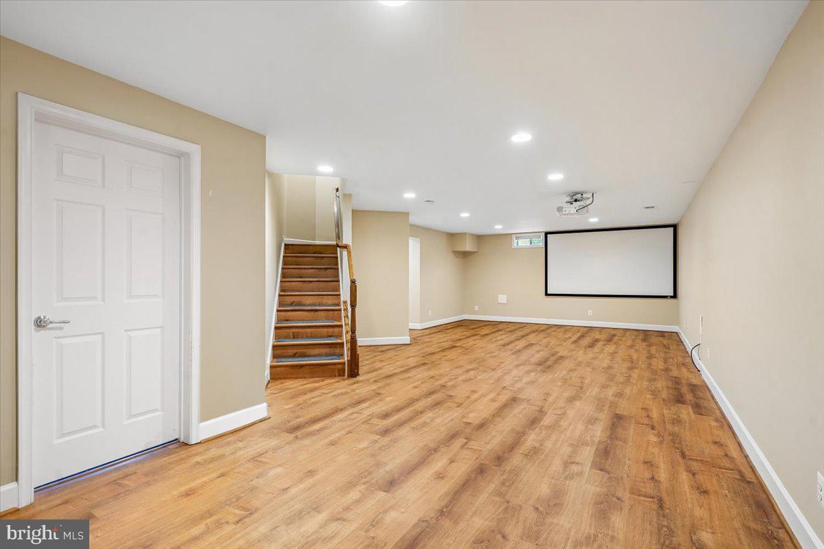 RED CEDAR MIDDLE VILLAGE - Residential