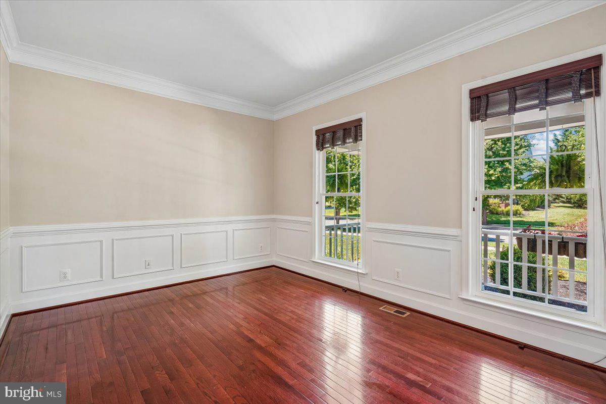 RED CEDAR MIDDLE VILLAGE - Residential