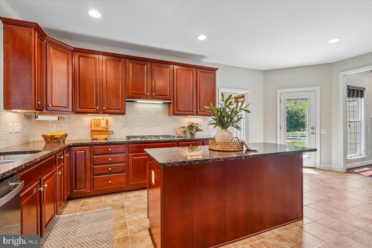 RED CEDAR MIDDLE VILLAGE - Residential