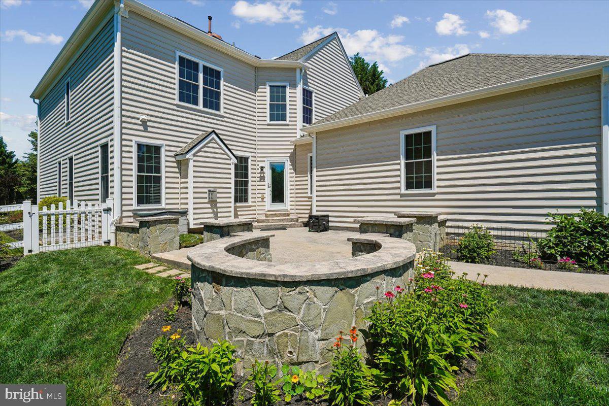 RED CEDAR MIDDLE VILLAGE - Residential