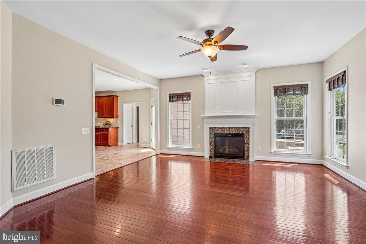 RED CEDAR MIDDLE VILLAGE - Residential