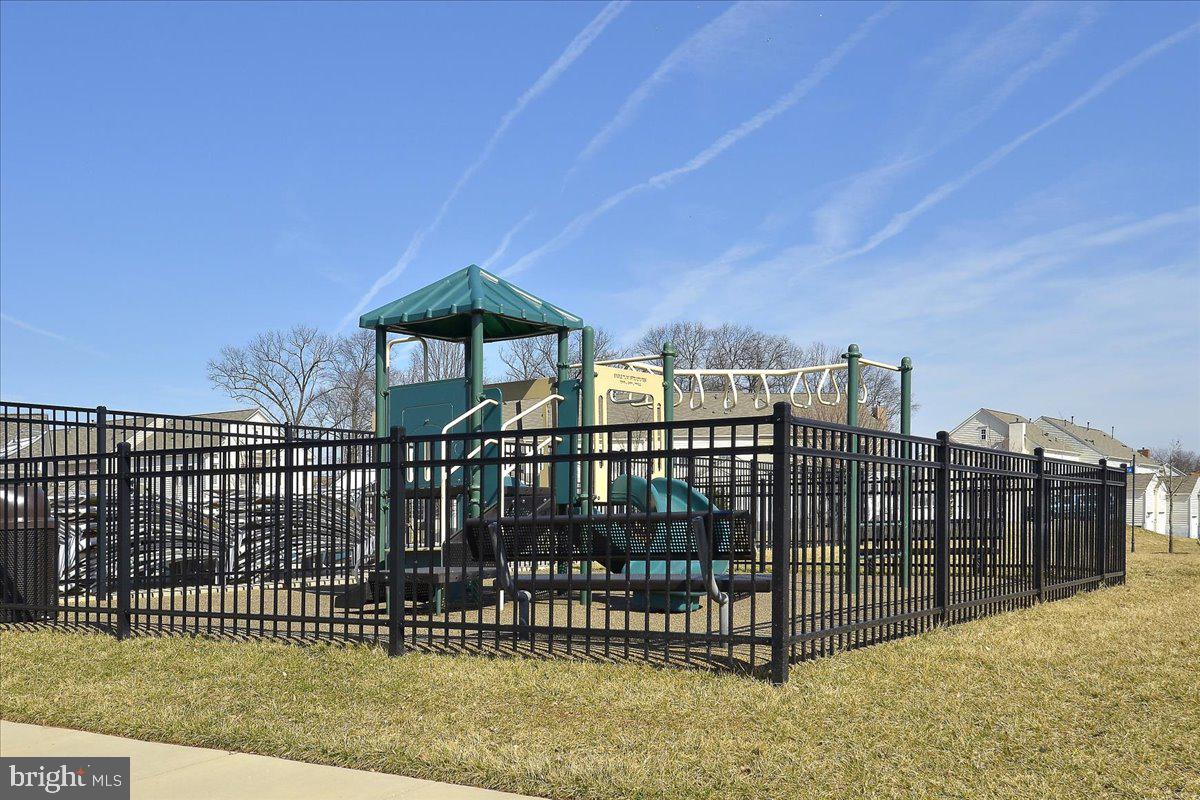 RED CEDAR MIDDLE VILLAGE - Residential